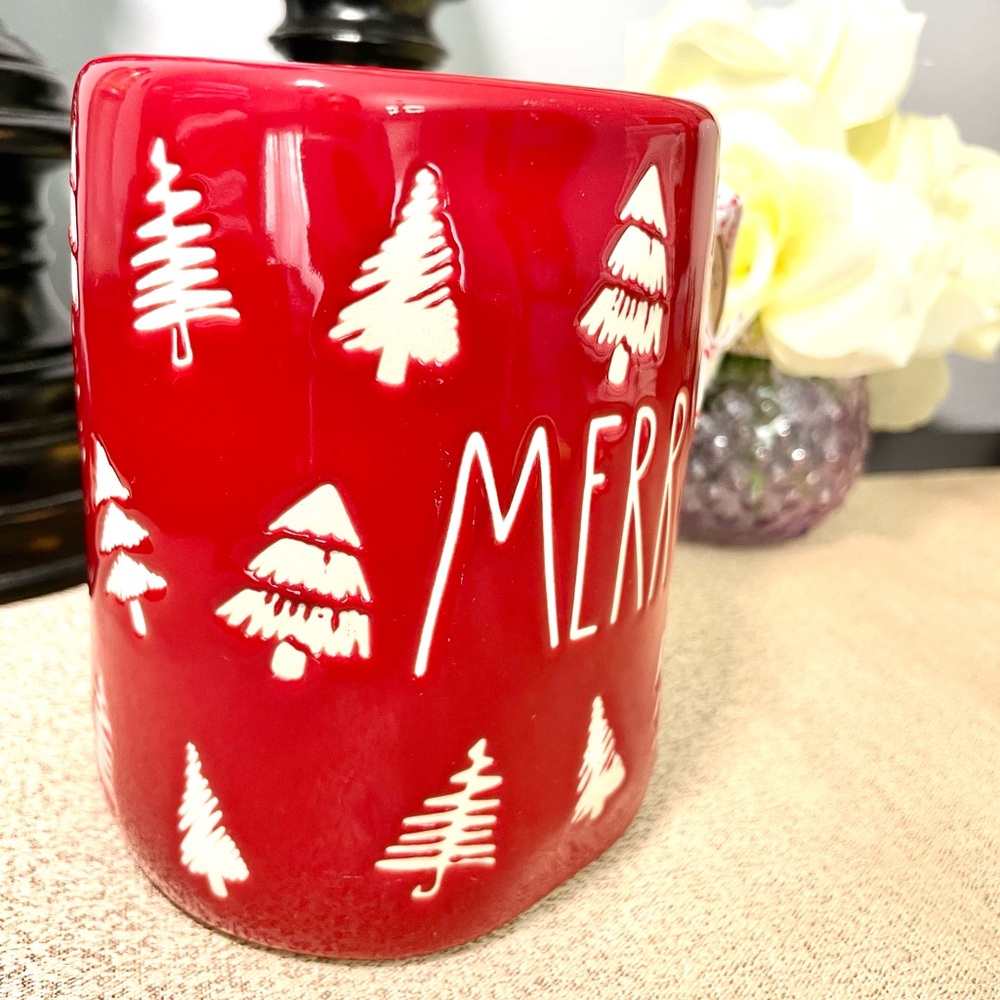 NWT Rae Dunn MERRY Ceramic Mug - Picture 2 of 7